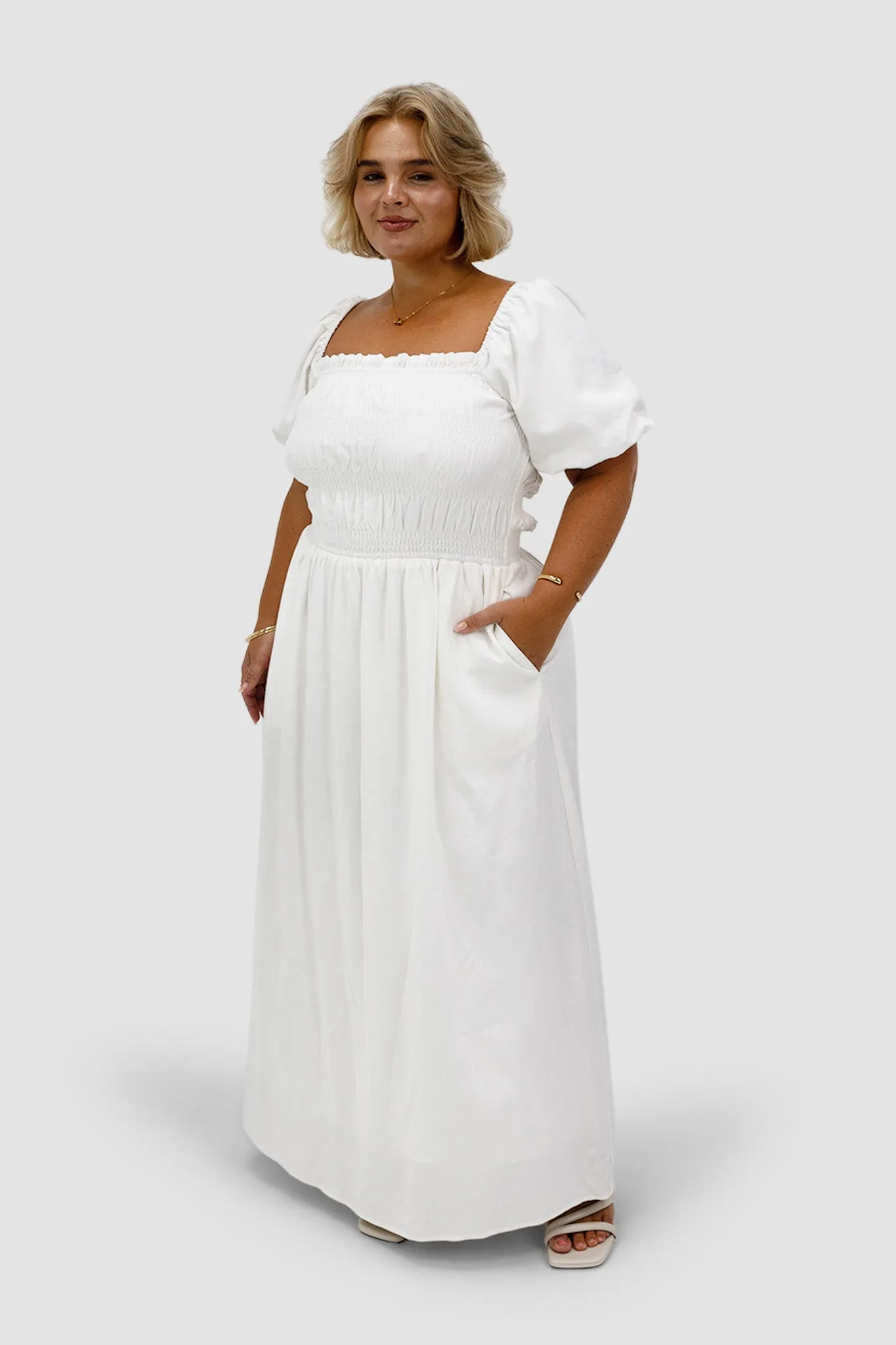 ISMAE MAXI DRESS WHITE