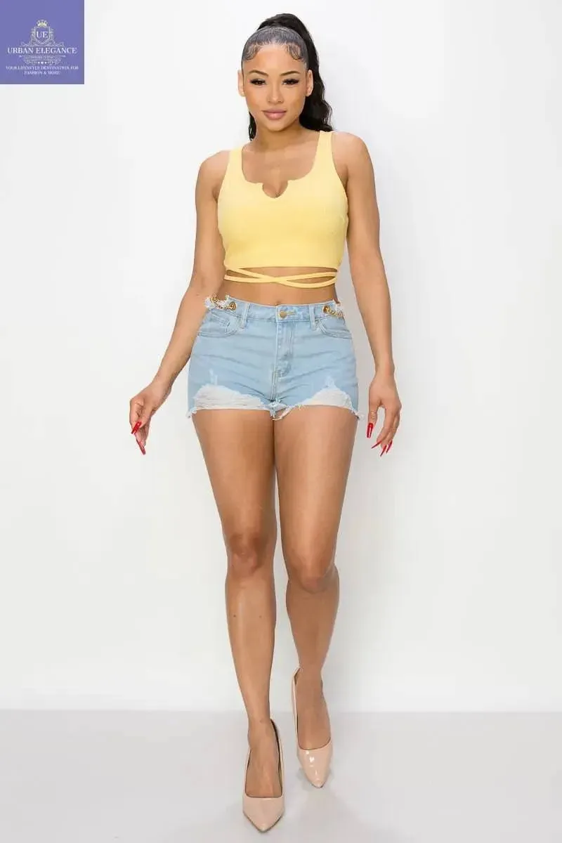 Side Chain Detailed Denim Shorts