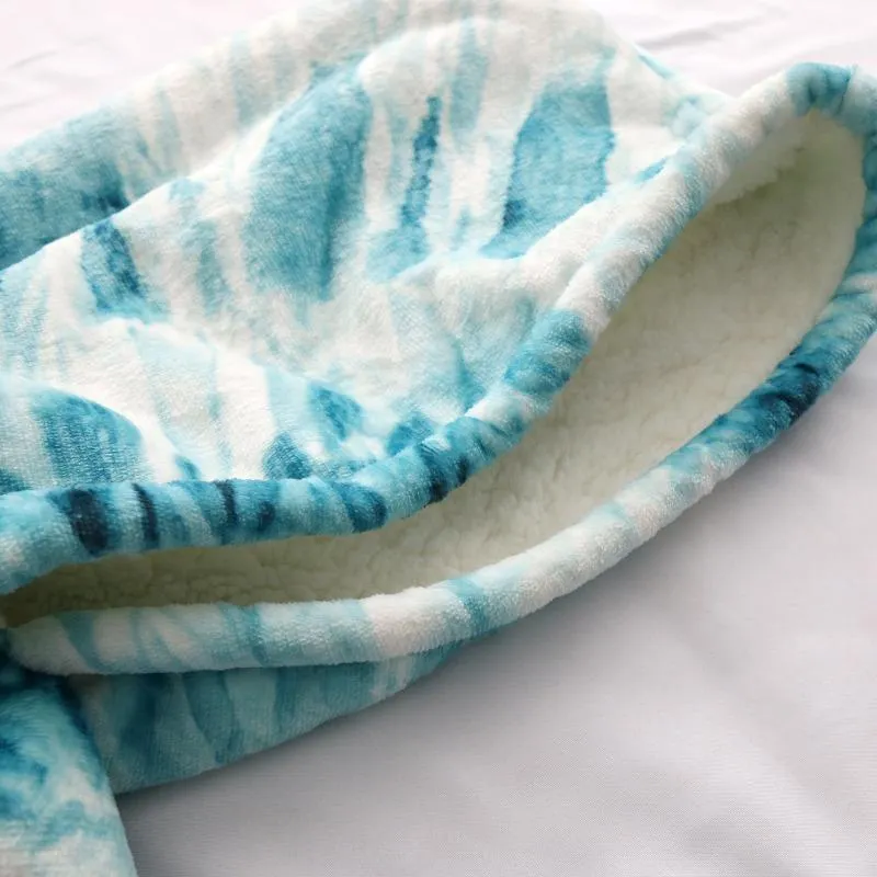 The Great Wave Wearable Blanket Hoodie